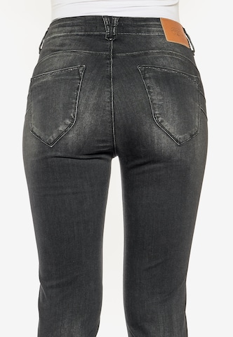 Le Temps Des Cerises Slimfit Jeans 'PULPHIGC' in Zwart