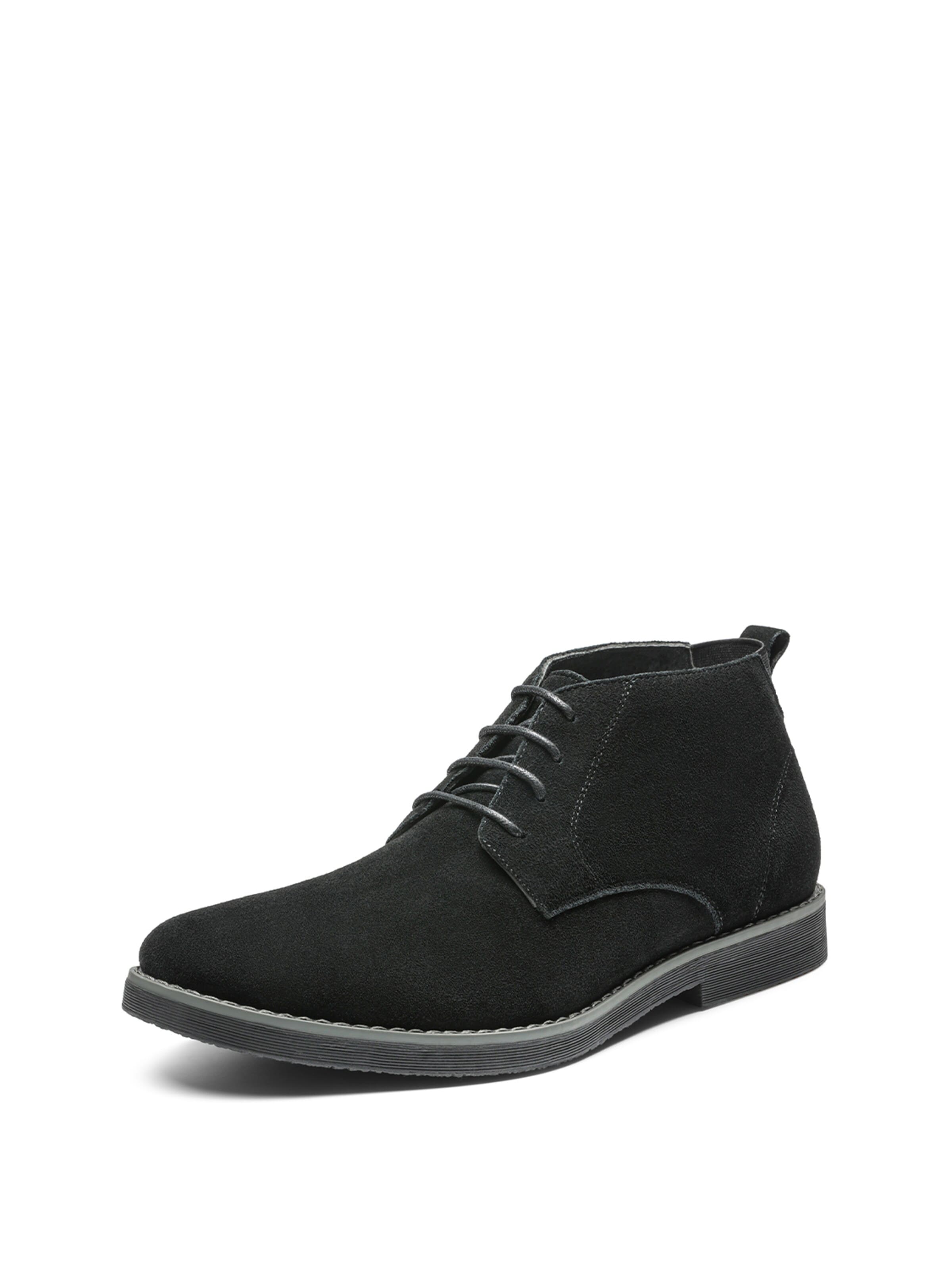 Bruno Marc Chukka Boots in Black: front