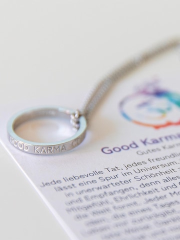 Divasya Necklace 'Good Karma comes back' in Silver