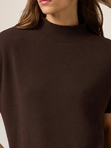 Pull-over oltre en marron