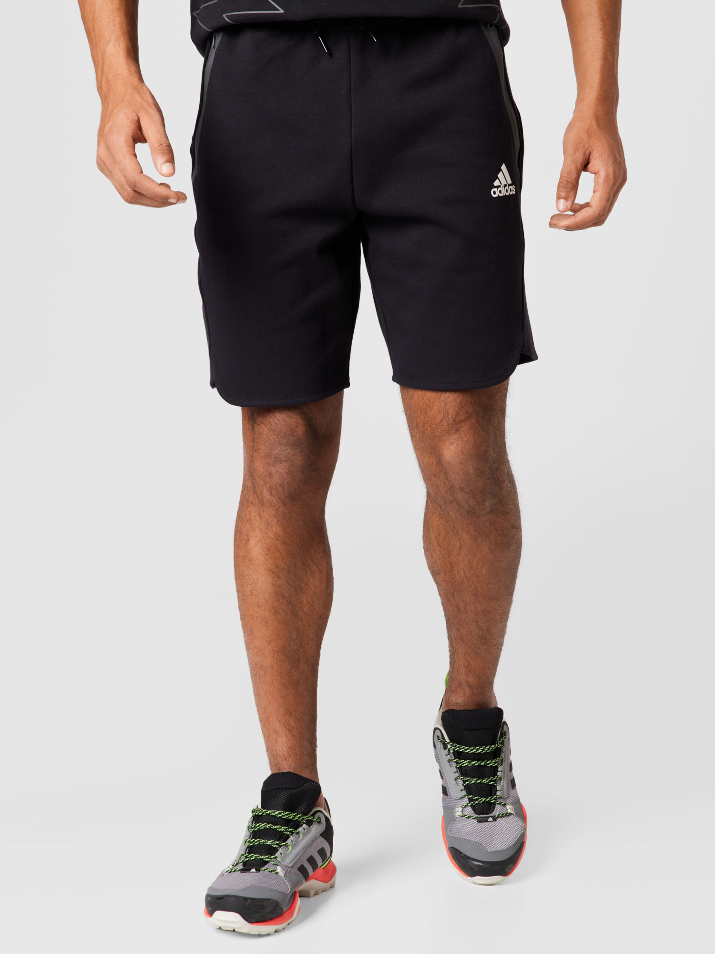 Männer Sportarten ADIDAS PERFORMANCE Sporthose in Schwarz - PE31895 Männer Sportarten ADIDAS PERFORMANCE Sporthose in Schwarz - PE31895