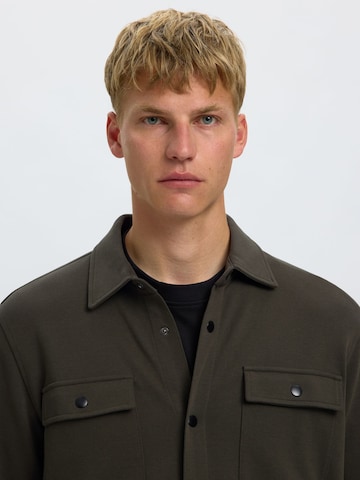 SELECTED Regular fit Between-season jacket 'SLHJackie' in Brown