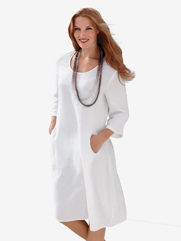 Anna Aura Summer Dress in White: front