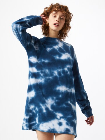 Missguided Oversized Dress in Blue: front