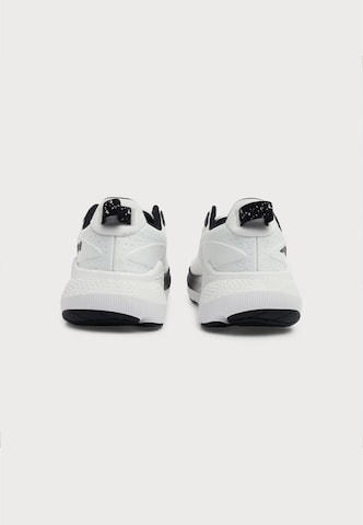 Sneaker de alergat 'FWD VIA 2' de la Altra pe alb