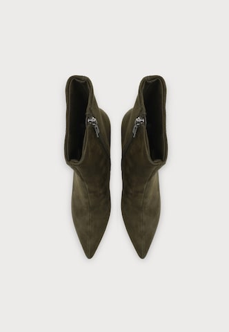 STEVE MADDEN Ботинки 'Lulah' в Зеленый