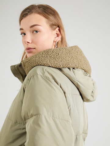 Veste d’hiver 'Peyla' mazine en vert