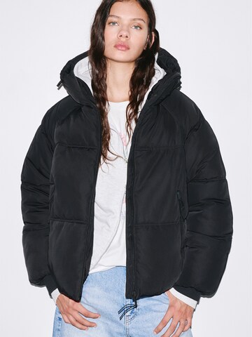 Veste d’hiver Pull&Bear en noir