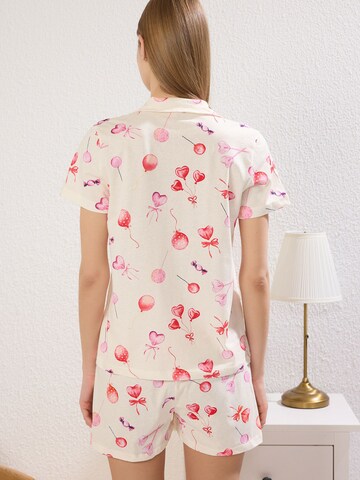 Pigiama di Trendyol in beige