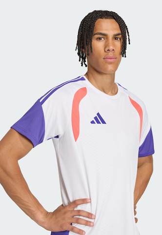 ADIDAS PERFORMANCE - Camiseta de fútbol 'Tiro 26 Competition' en blanco