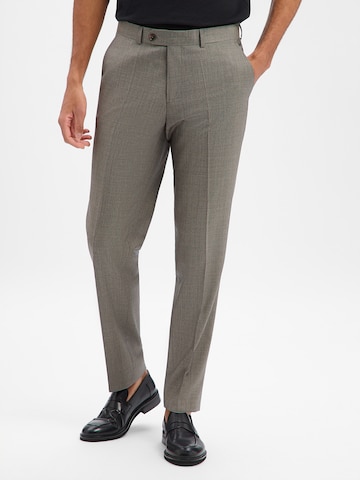 CARL GROSS Regular Pleated Pants in Brown: front