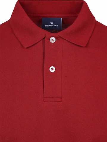 Steppin' out Shirt in Red
