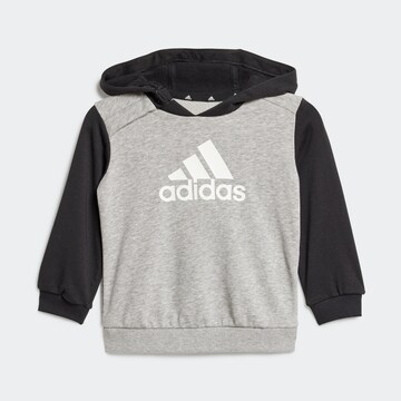 Survêtement 'Essentials' ADIDAS SPORTSWEAR en gris