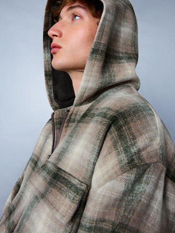 Veste mi-saison Bershka en vert