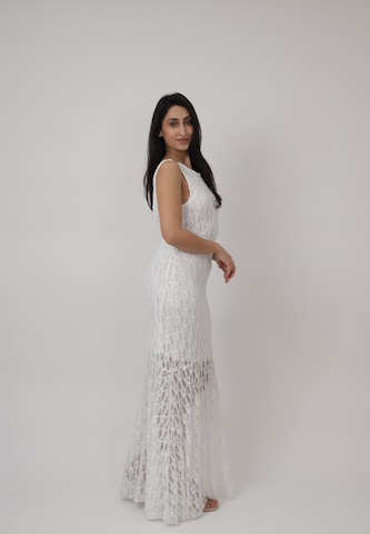 Elara Abendkleid in Weiß