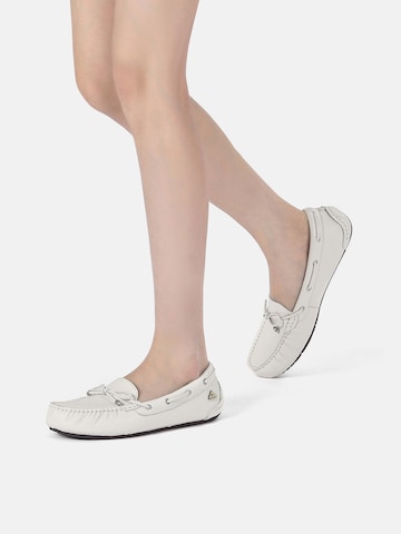 Everau Мокасины 'Grebes' в Белый: спереди