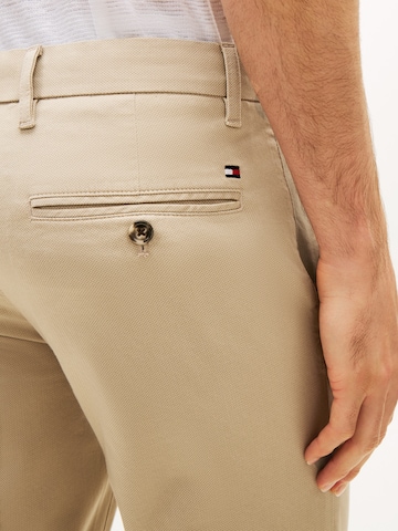 TOMMY HILFIGER Slimfit Chino hlače | zelena barva