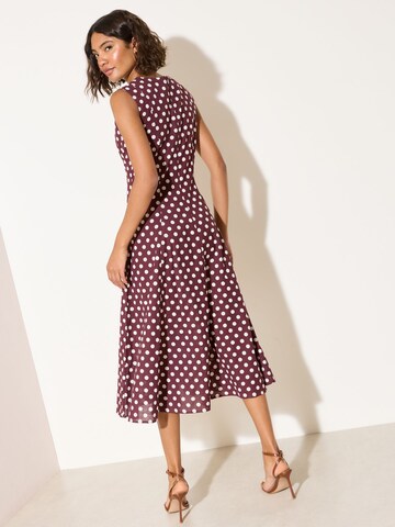 Friends Like These Платье в Красный