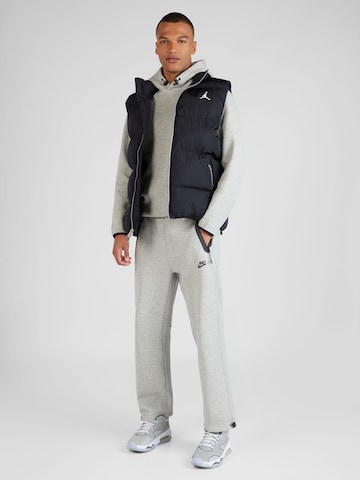 Loosefit Pantaloni 'TECH FLEECE' di Nike Sportswear in grigio