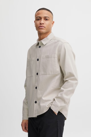 Regular fit Camicia di !Solid in beige: frontale