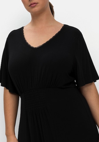 SHEEGO Kleid in Schwarz