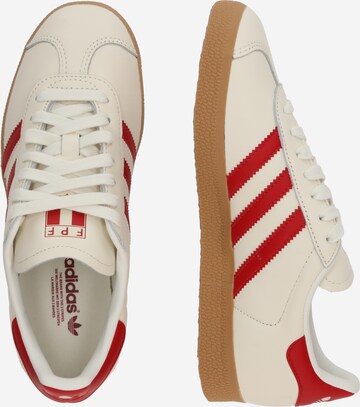 ADIDAS ORIGINALS Ниски маратонки 'GAZELLE' в бяло