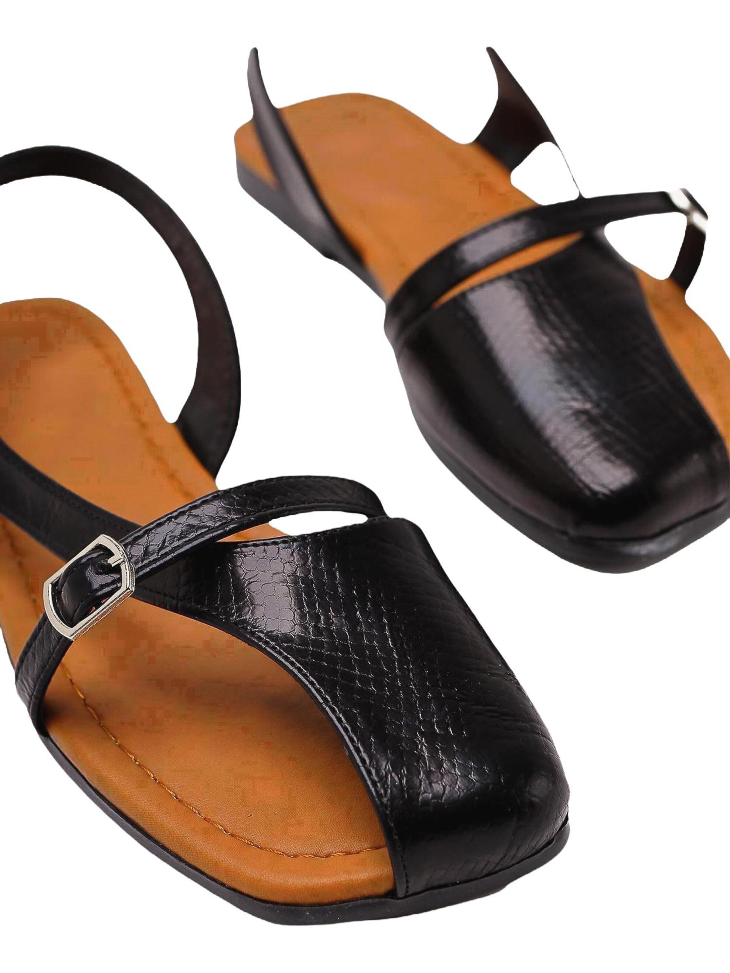 Limoya - Sandalias 'Almina' en negro