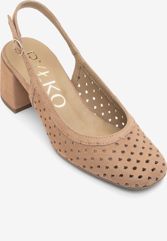 Escarpins à bride arrière RYŁKO en rose : devant