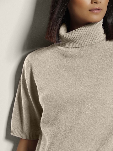 MADELEINE Trui in Beige
