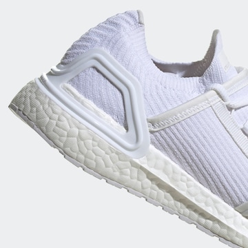 ADIDAS BY STELLA MCCARTNEY - Sapatilhas baixas 'Ultraboost 20' em branco