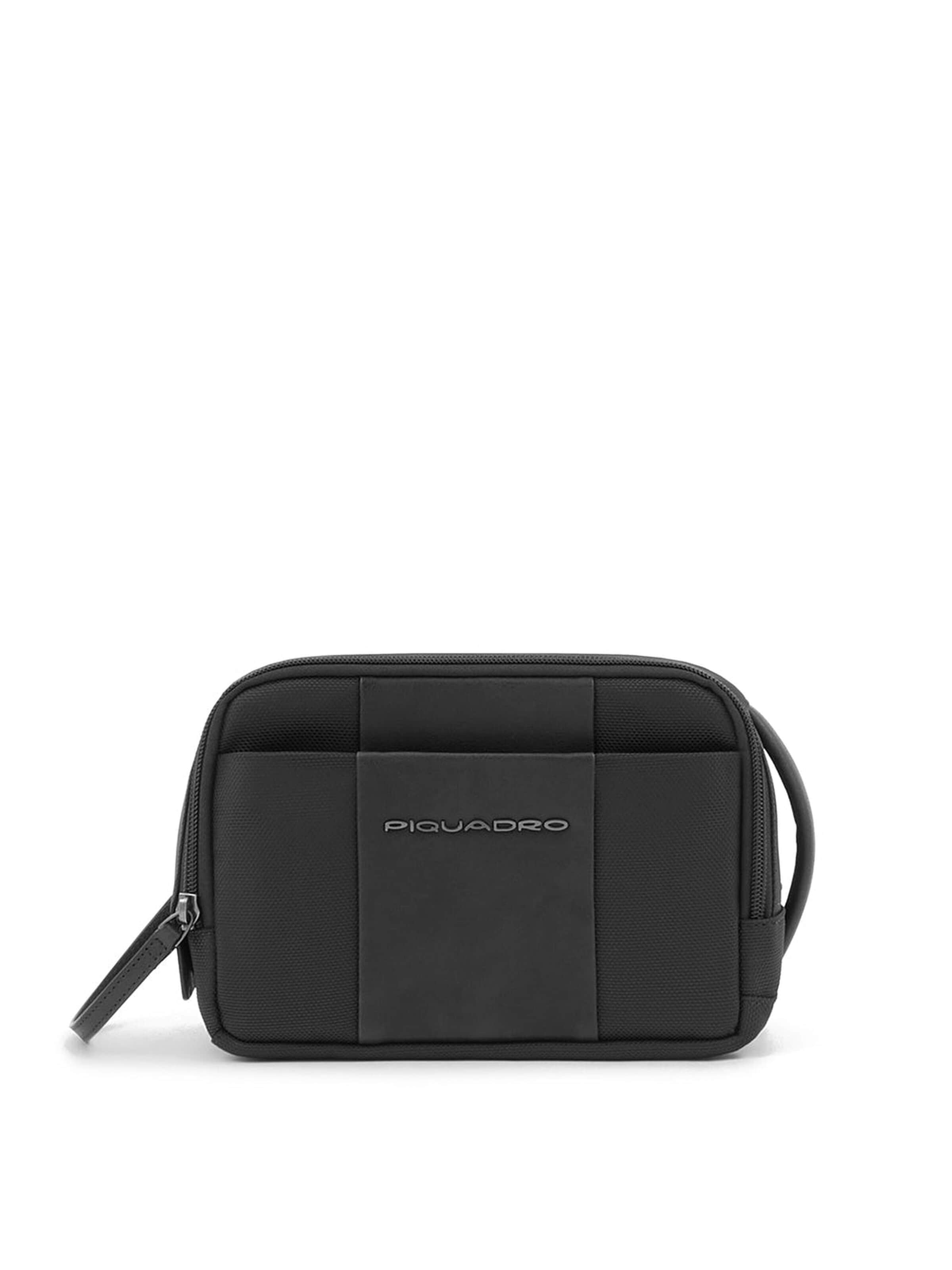 Piquadro Toilettaske i sort: forside