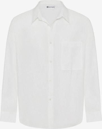 balta Dandalo Patogus modelis Marškiniai: priekis