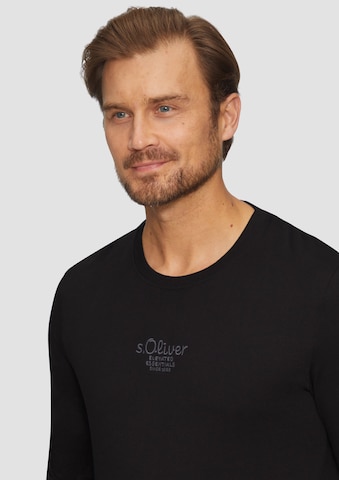 s.Oliver - Camisa em preto