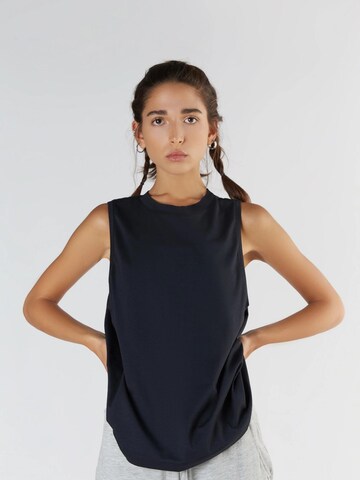 True North Top in Black