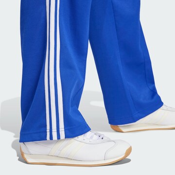 ADIDAS ORIGINALS Baggy Hose 'Adicolor Firebird' in Blau