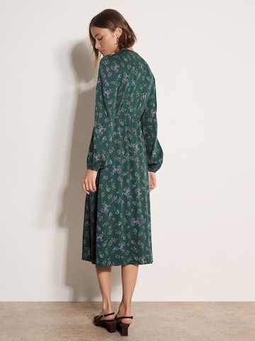 Apricot Dress ' ' in Green