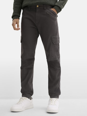 Effilé Pantalon cargo bonprix en gris : devant