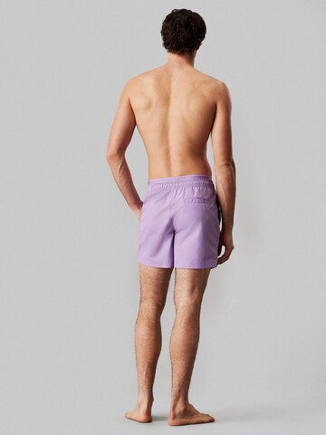 Calvin Klein Swimwear Badeshorts 'Meta Legacy' in Lila