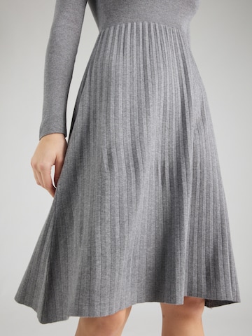 Robe 'Liliana' ABOUT YOU en gris