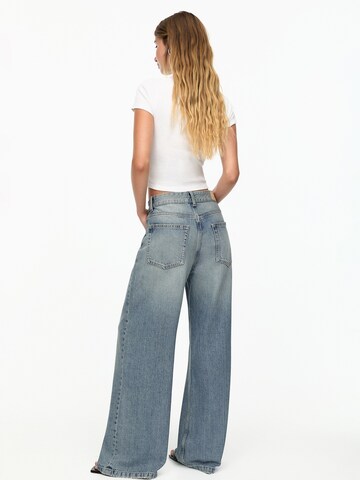 Pull&Bear Wide Leg Jeans in Blau