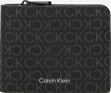 Calvin Klein Портмоне в черно: отпред