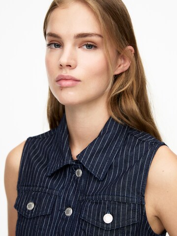 Pull&Bear Vesta – modrá
