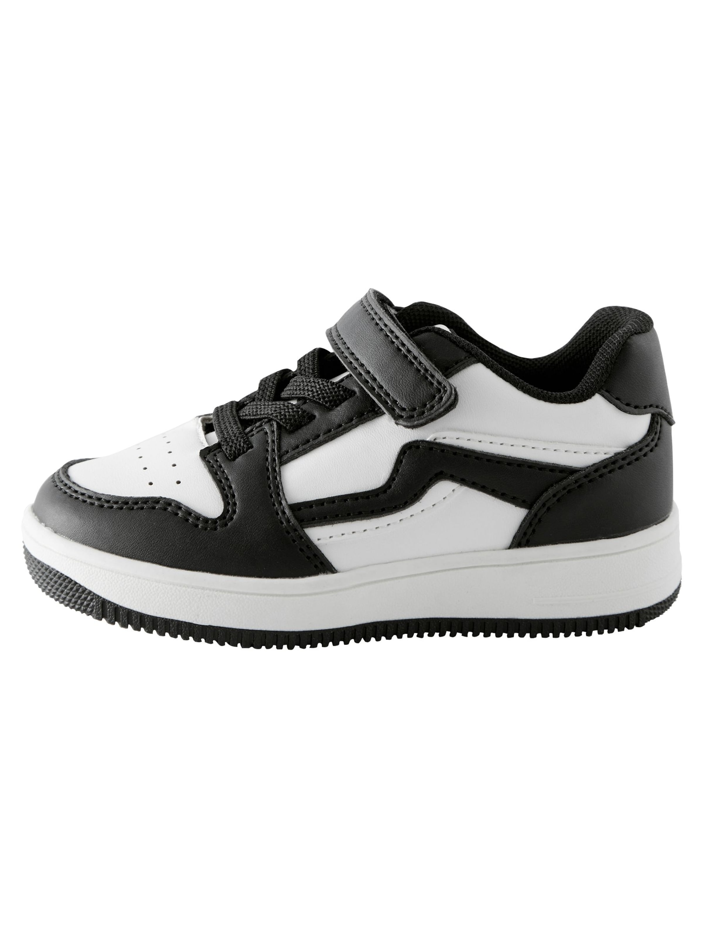 Baskets Next en blanc : devant