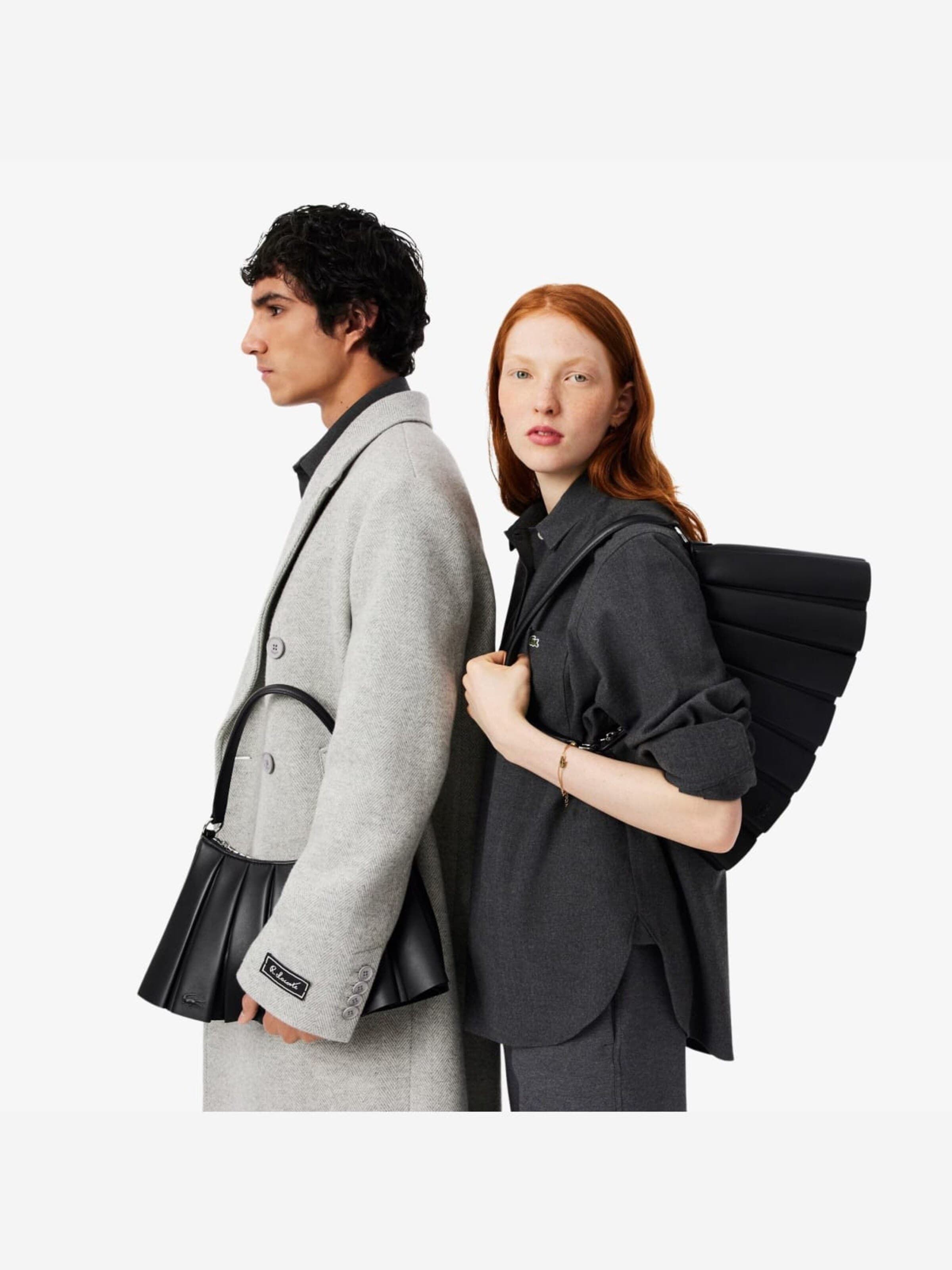 LACOSTETorba preko ramena 'Lacoste Sac Bandoulière Lenglen Défilé Noir' - crna boja