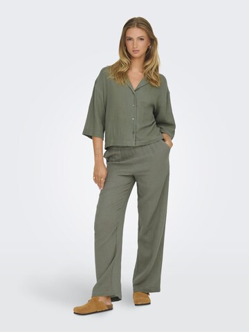 Wide leg Pantaloni 'JDYUma' di JDY in verde