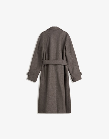 Bershka Płaszcz przejściowy w kolorze brązowy
