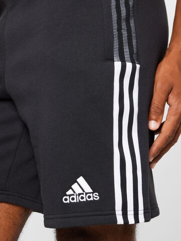 juoda ADIDAS SPORTSWEAR Standartinis Sportinės kelnės 'Tiro 21 Sweat'