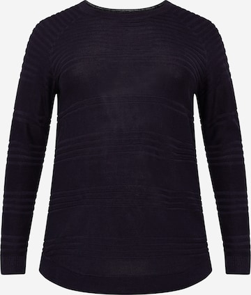 ONLY Carmakoma Sweater in Black: front