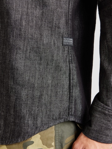 Slim fit Cămașă de la G-STAR pe negru
