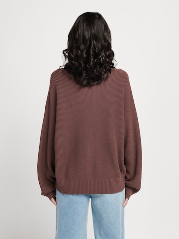 Casa Mara Sweatshirt 'Big Knit' in Brown: back